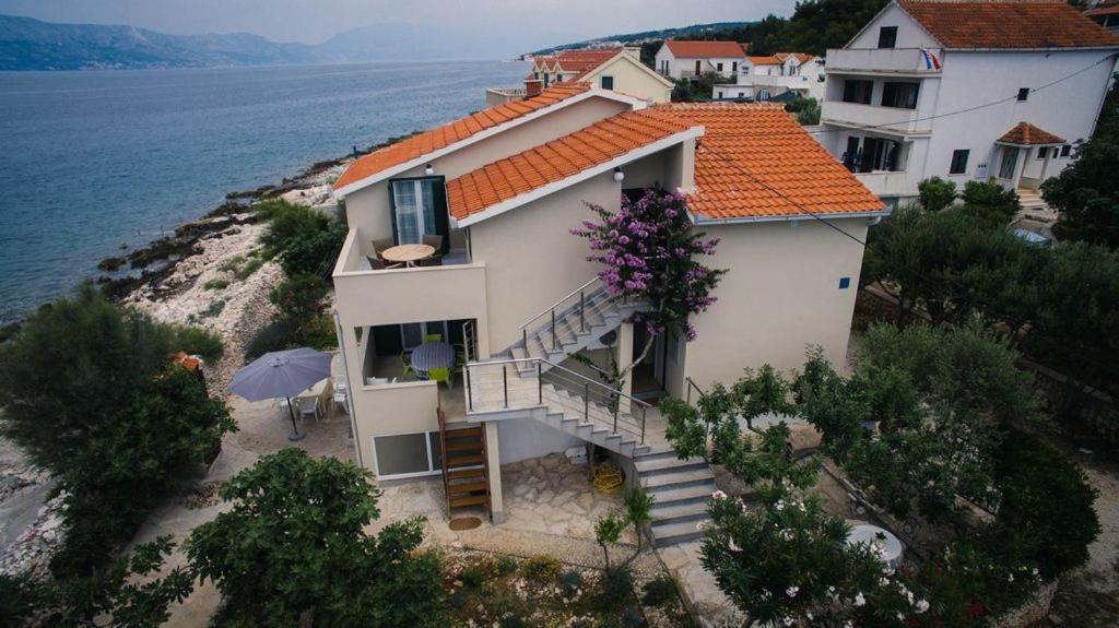 Apartments Mara Splitska Exterior photo